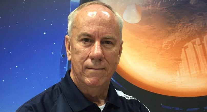 The Man Who Hung Out With Astronauts: Craig Sumner, NASA Engineer